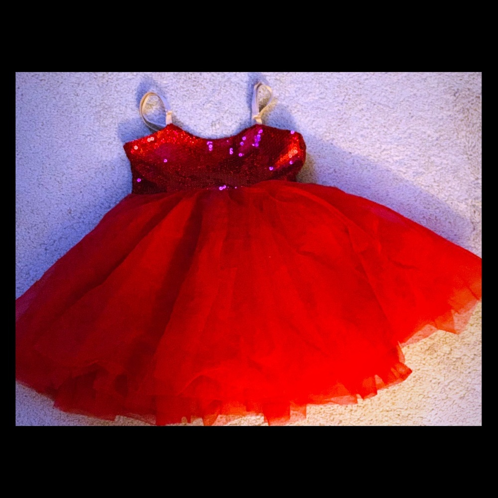 Final price! Designer party dress girls 6/7 fancy!